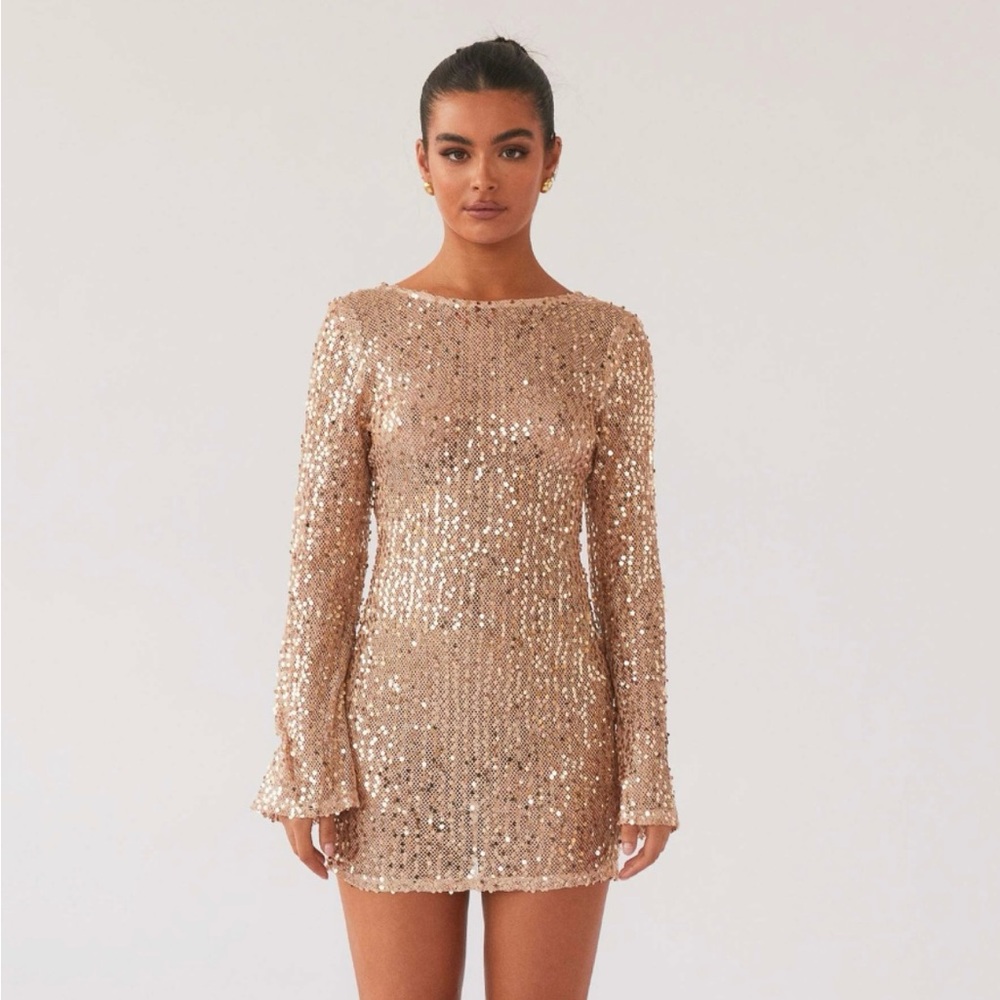 PEPPERMAYO Mesmerize Mini Dress
Color : “Glisten” *Sheer* 
SOLD OUT